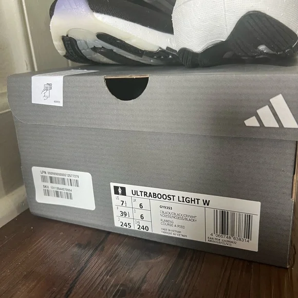 Adidas Ultraboost Light W - Picture 4 of 7